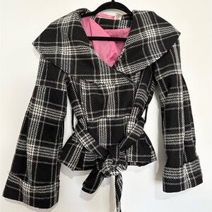 DKNY Jeans Plaid Fall Winter Coat Size XS flare sleeves black and white